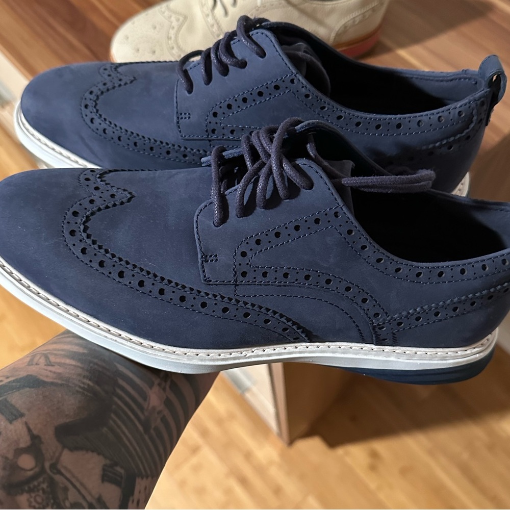 Men’s cole haan wingtip oxford shoe size 7.5